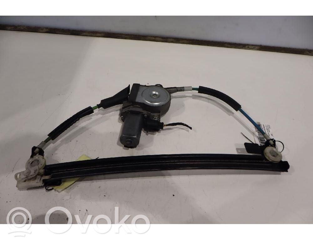 Alfa Romeo 147 Macara ușă față cu motor 