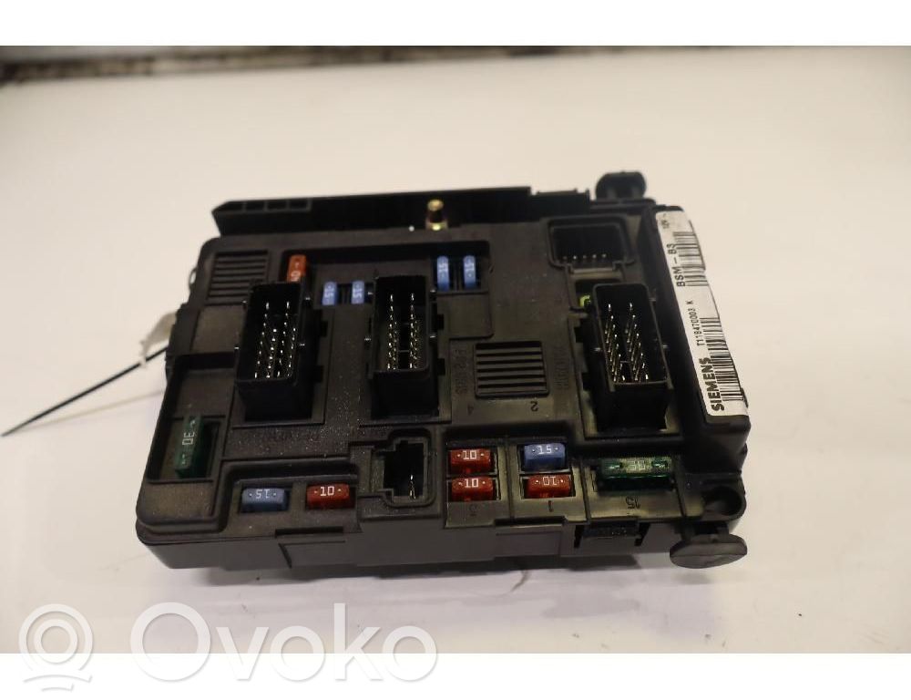 Module de fusibles   9650618480