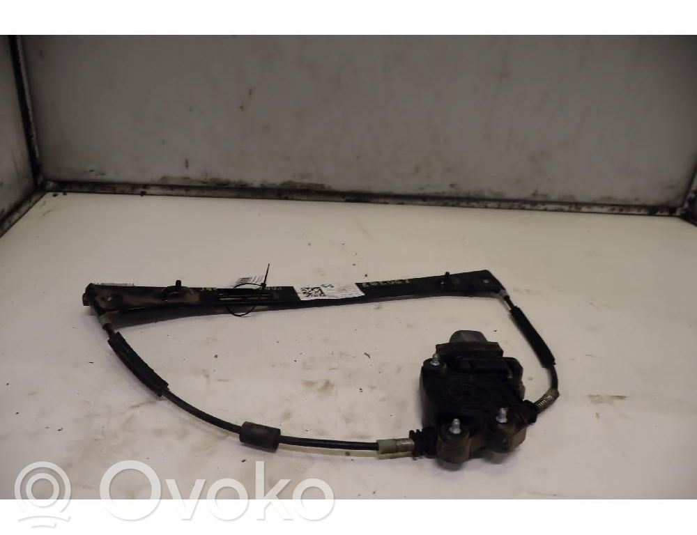 Fiat Panda II Macara ușă față cu motor 
