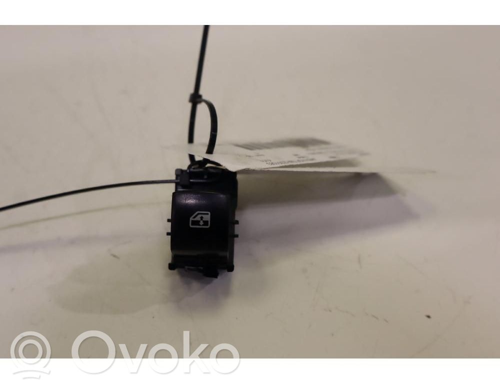 Interruptor del elevalunas eléctrico   8608A319