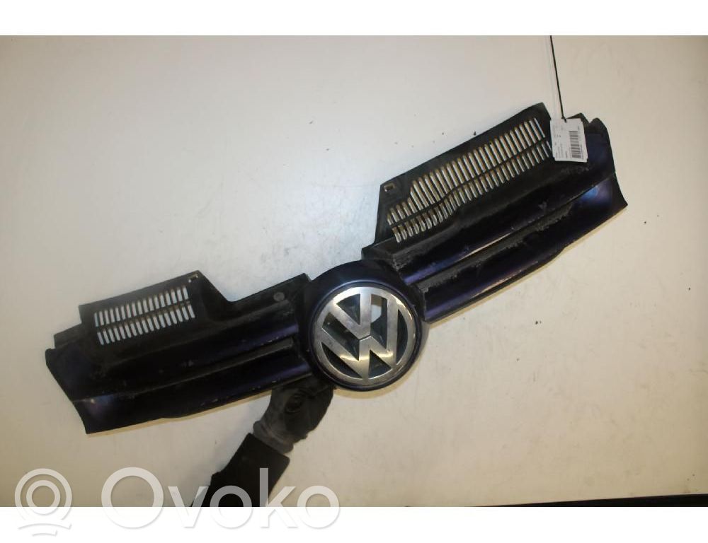 Volkswagen Golf V Griglia superiore del radiatore paraurti anteriore