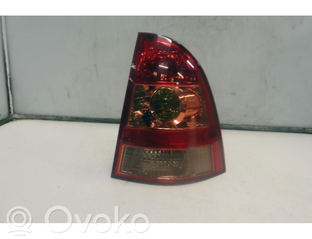 Toyota Corolla E120 E130 Lampa tylna 