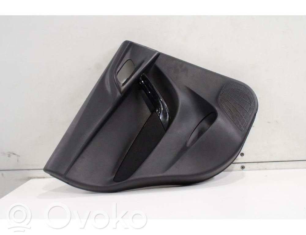 Citroen C3 Takaoven verhoilu