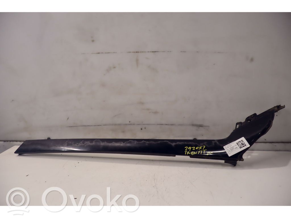 Ford Transit Listwa szyby czołowej / przedniej 