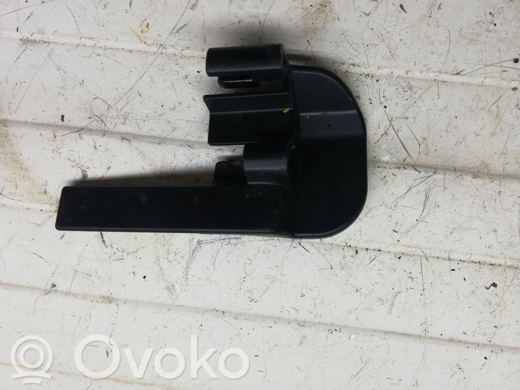 BMW 5 E60 E61 Kita salono detalė 