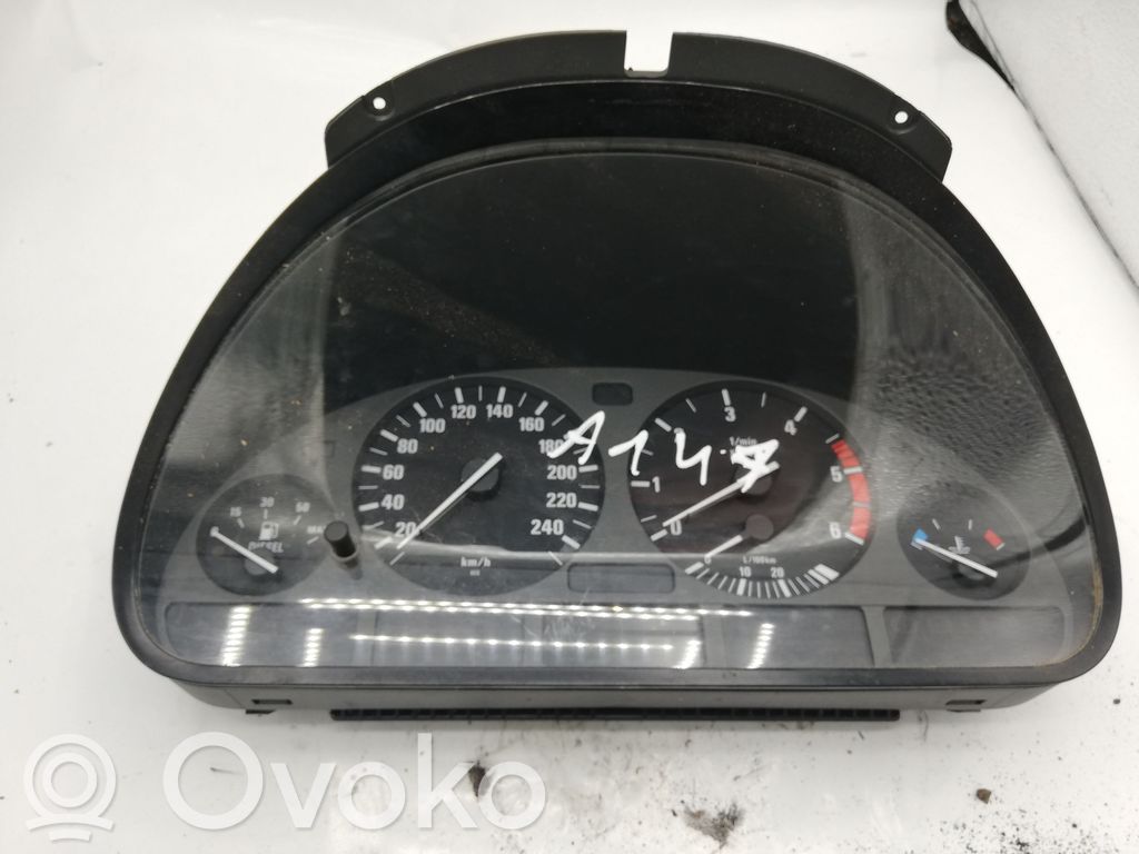 BMW 5 E39 Speedometer (instrument cluster) 