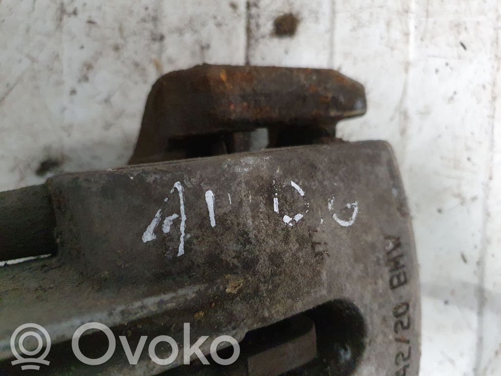Rear brake caliper   NOCODE