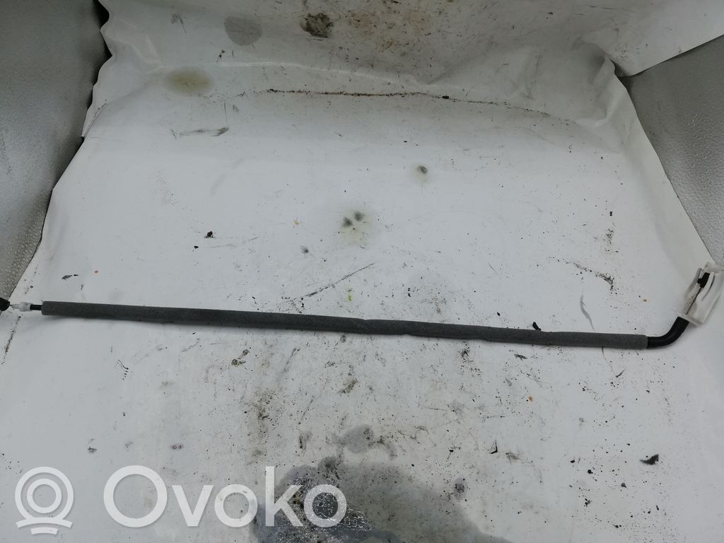 BMW 3 E90 E91 Трос 