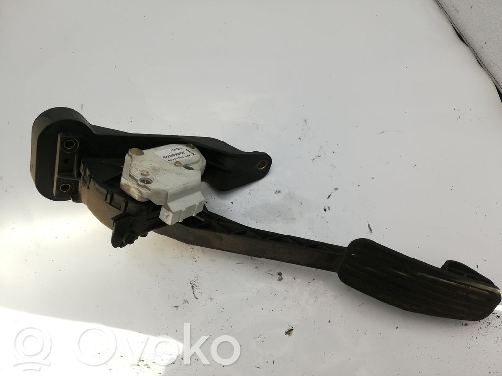 Volvo XC90 Accelerator throttle pedal 