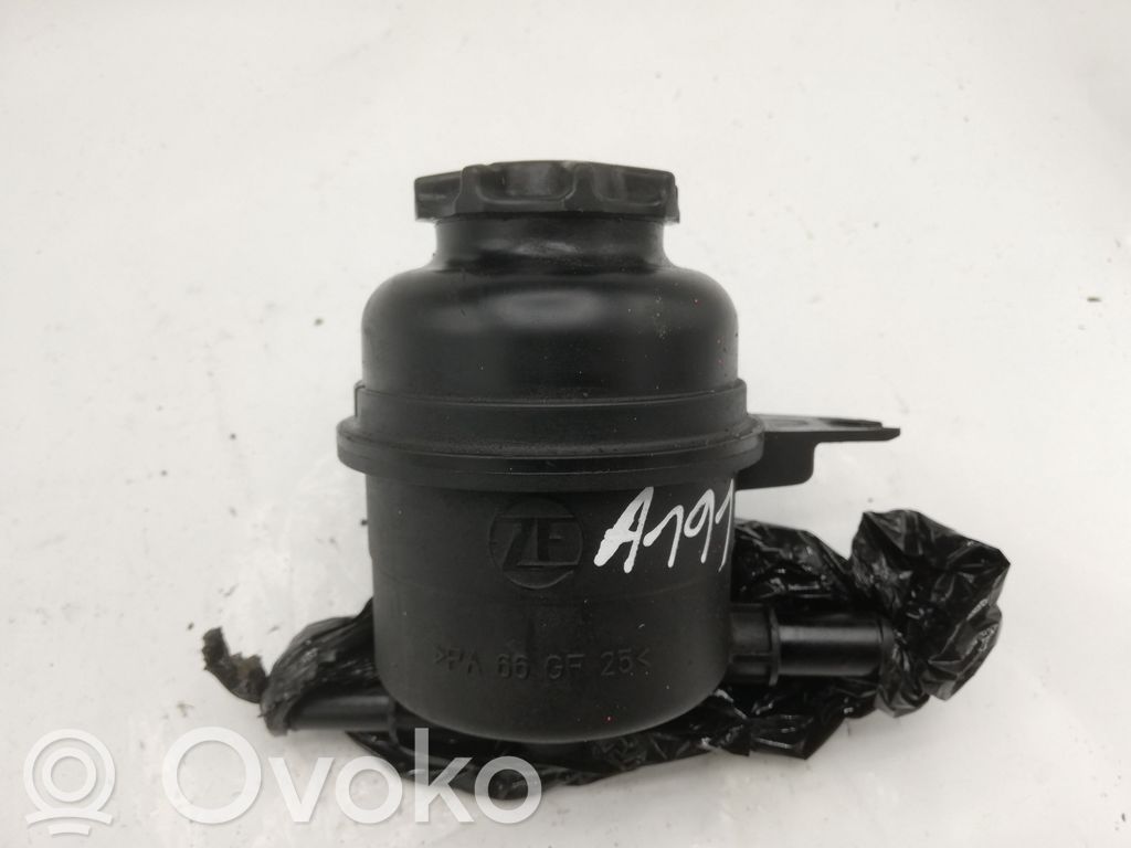 Power steering fluid tank/reservoir   NOCODE