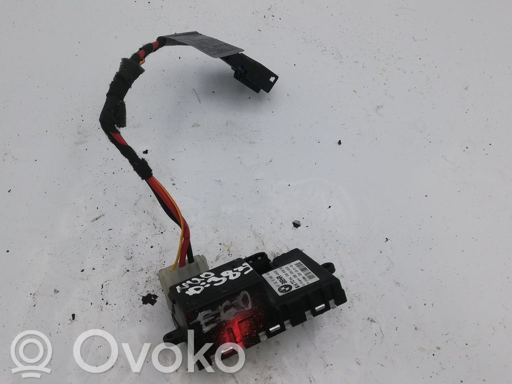BMW 5 E60 E61 Pečiuko ventiliatoriaus reostatas (reustatas) 