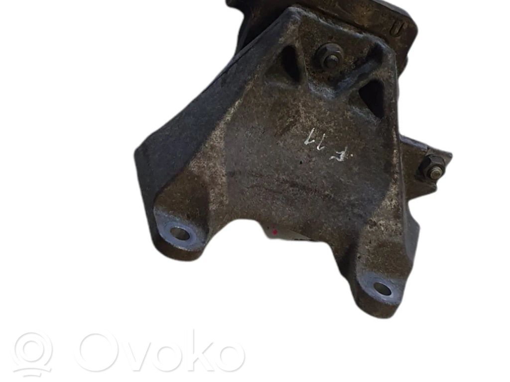 BMW 5 F10 F11 Gearbox mounting bracket 