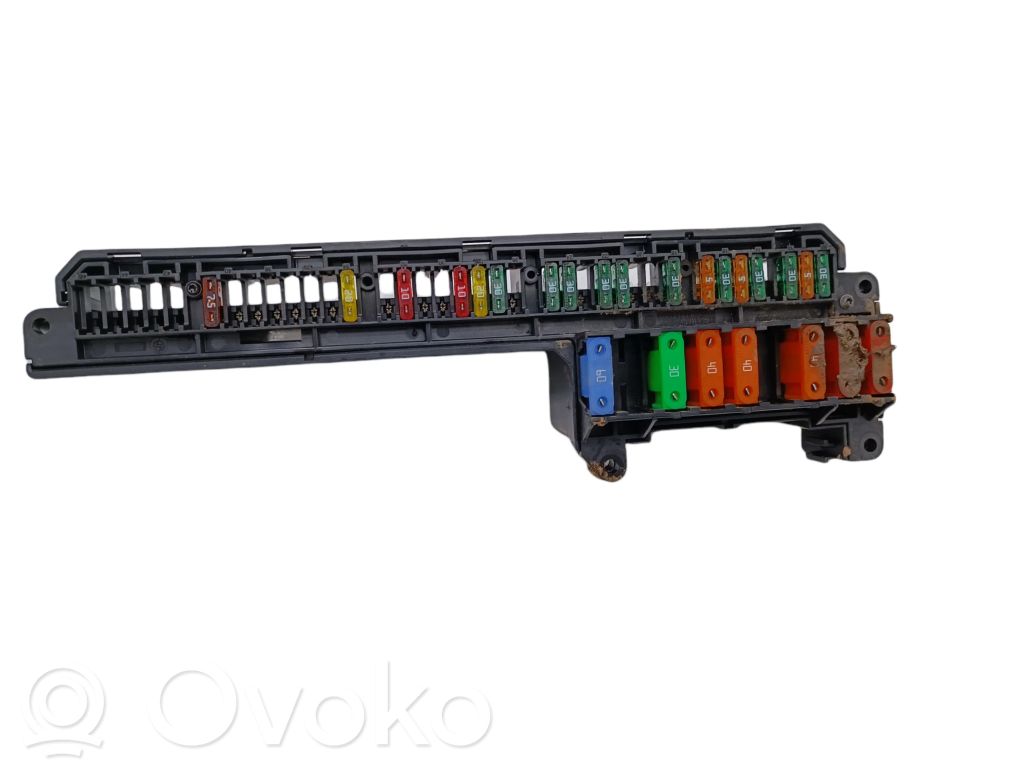 BMW 5 E60 E61 Fuse module 