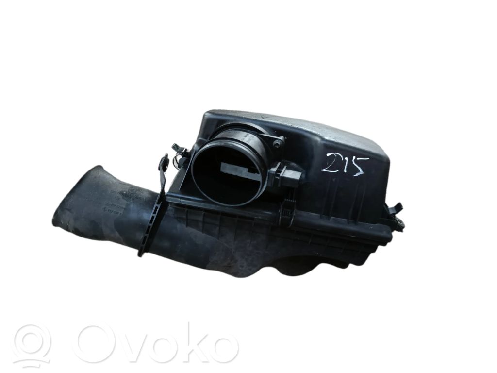Air filter box   NOCODE13717792417,657556701