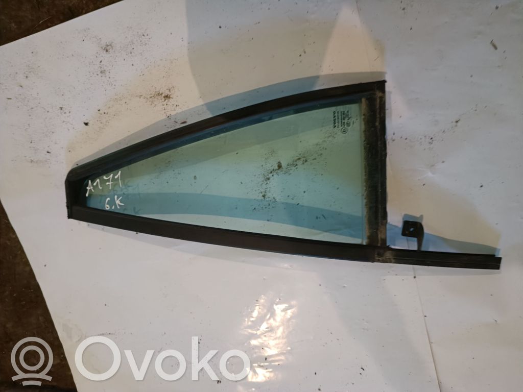 Volvo XC90 Rear vent window glass 