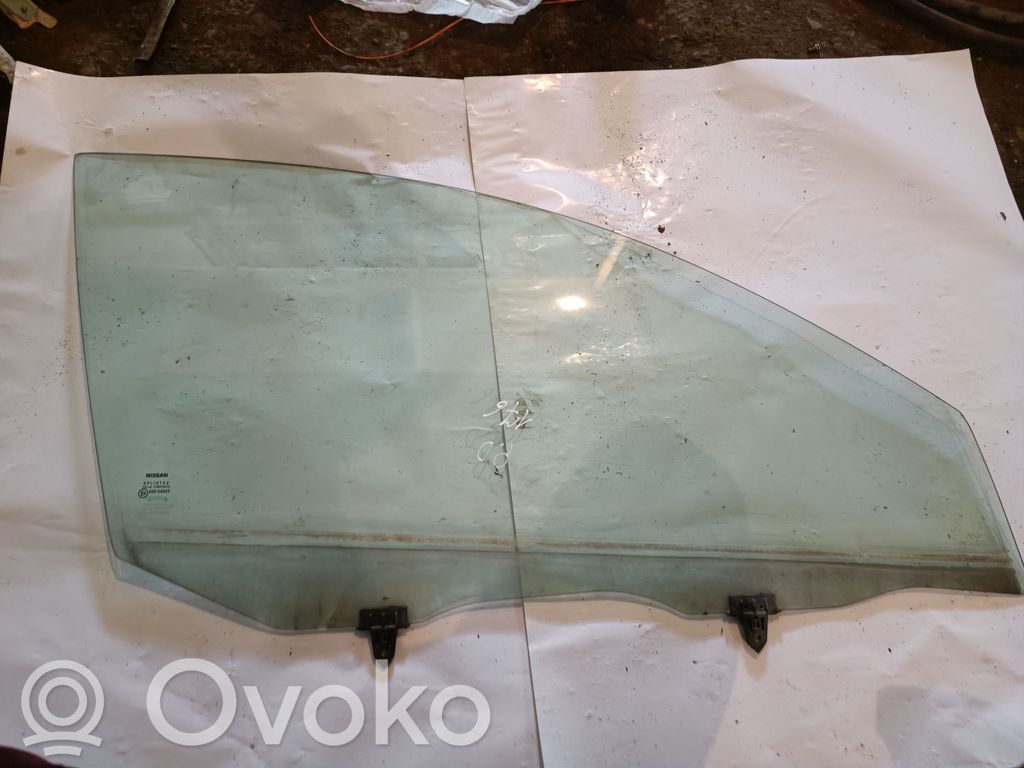 Nissan Primera priekšējo durvju stikls (četrdurvju mašīnai) 