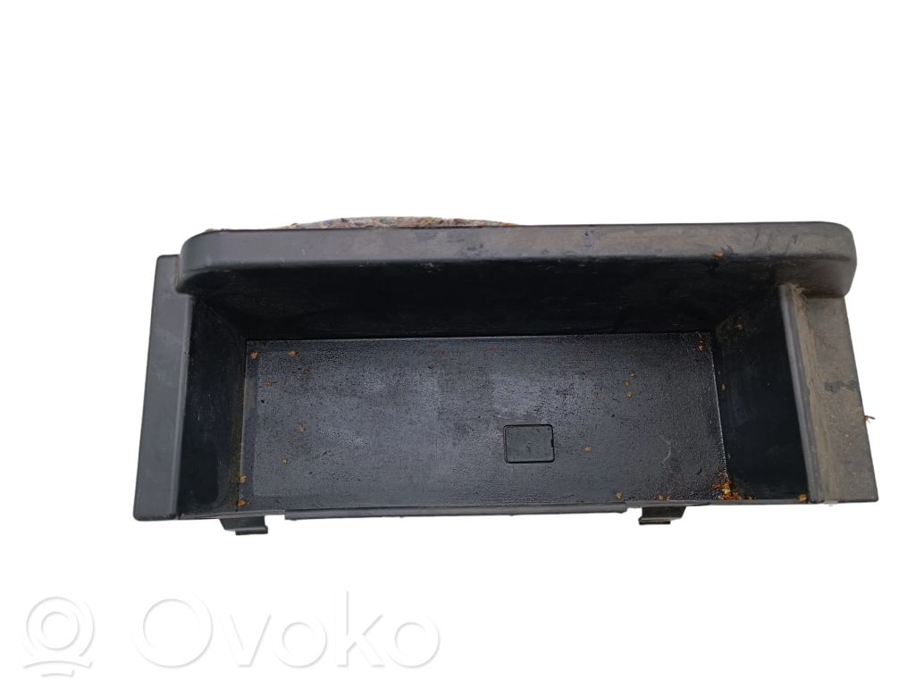 BMW 5 E60 E61 Otros repuestos del interior 