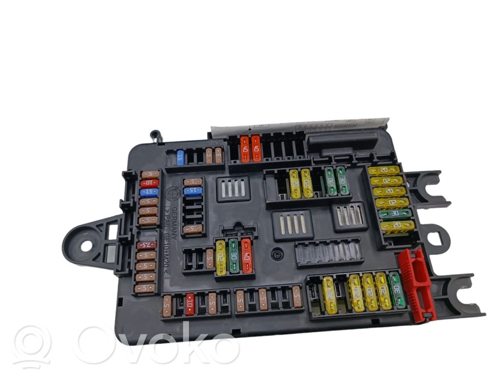 BMW 3 F30 F35 F31 Fuse module 