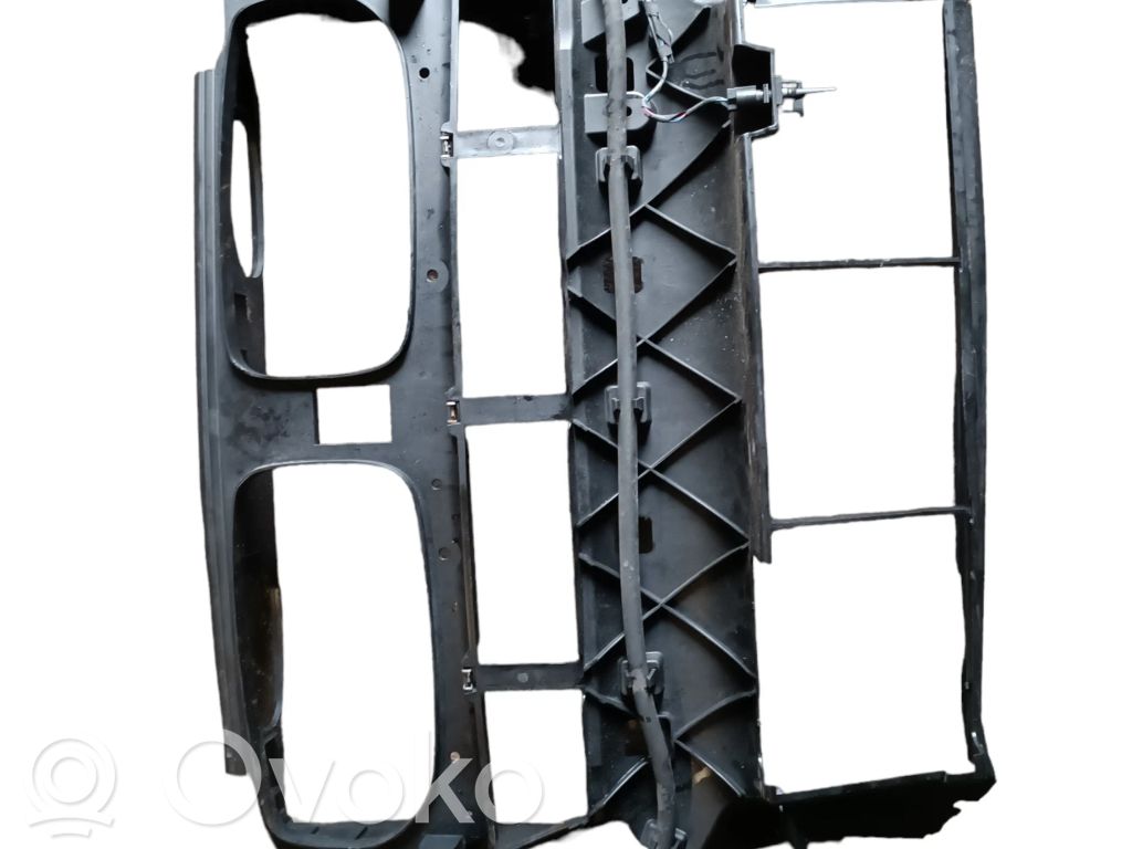 BMW X5 E70 Intercooler air guide/duct channel 