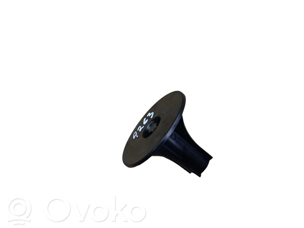 BMW 3 E90 E91 Spare wheel bolt 
