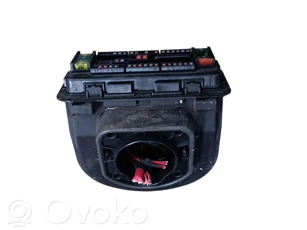 BMW 1 F20 F21 Sicherungskasten 