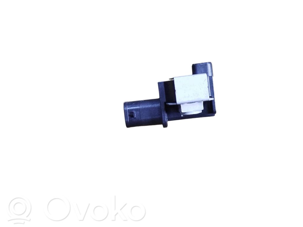BMW X3 F25 Airbag deployment crash/impact sensor 