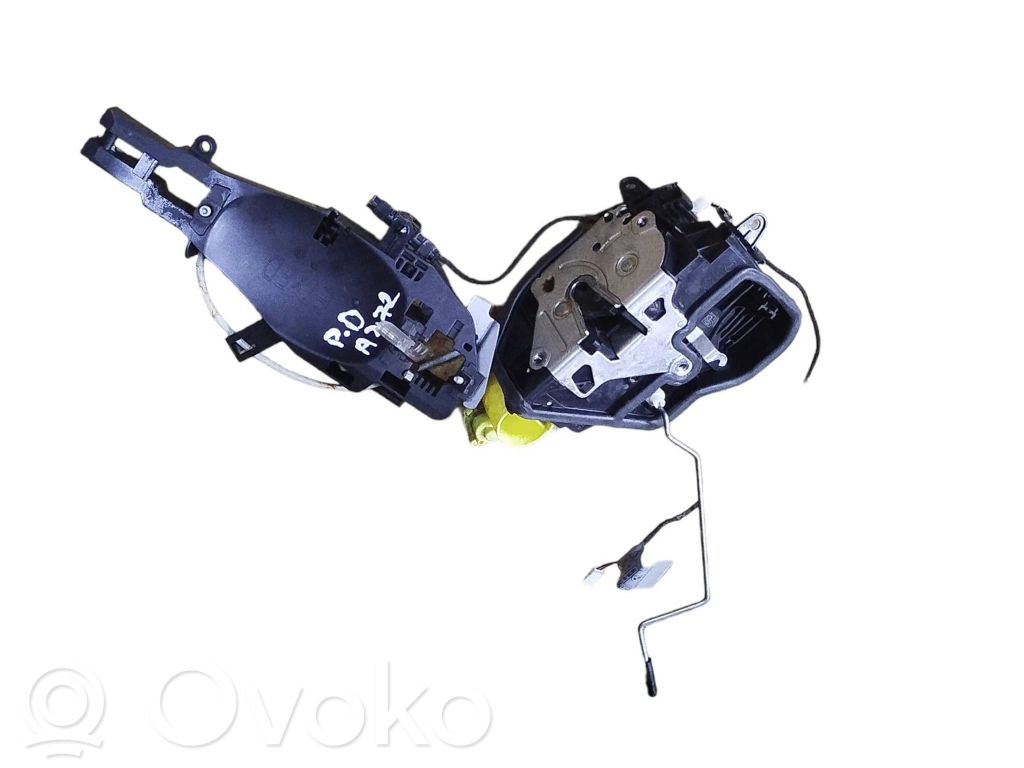 BMW X3 F25 Front door lock 