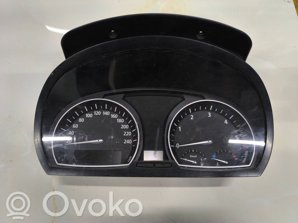 BMW X3 E83 Speedometer (instrument cluster) 