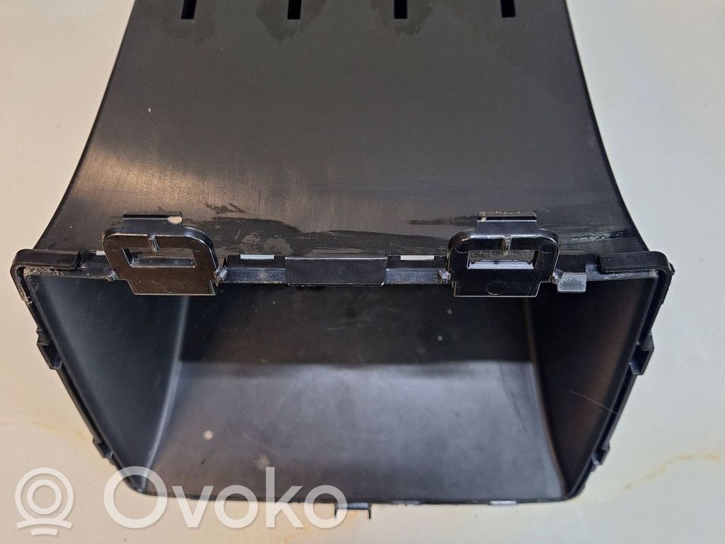 BMW X5 E70 Glove box central console 