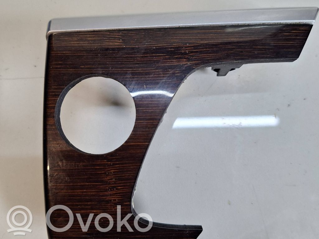 BMW X5 E70 Panelės apdaila 