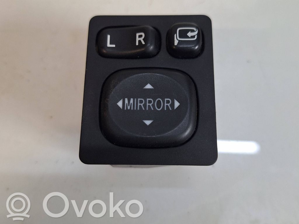 Toyota Prius (XW30) Wing mirror switch 