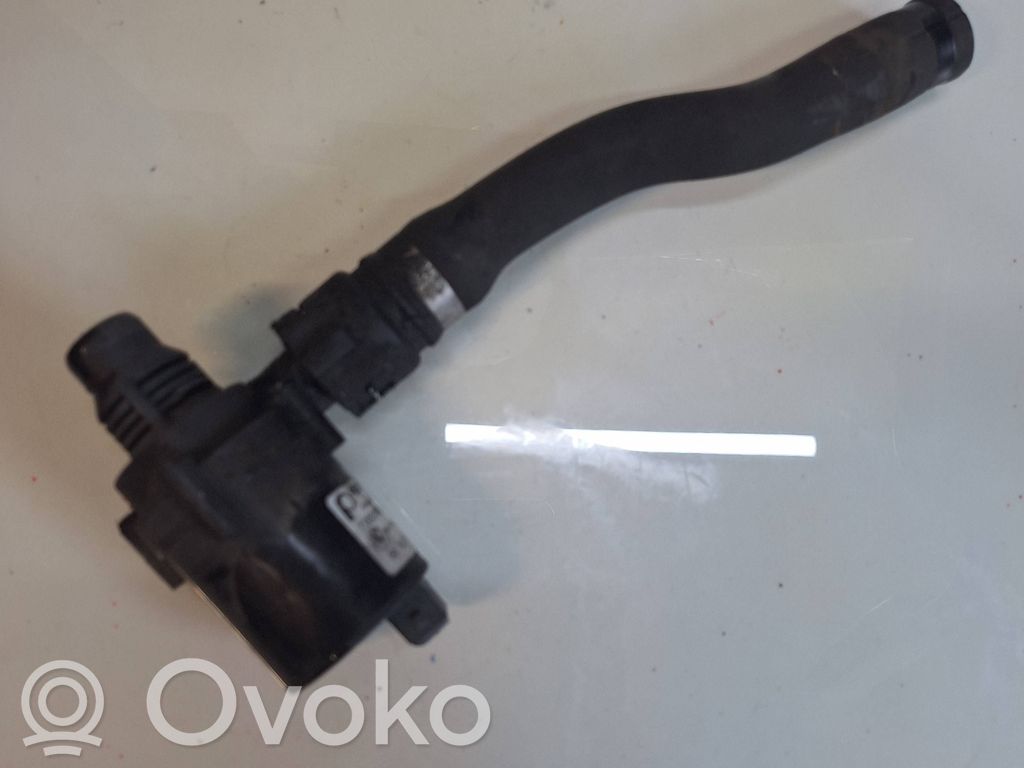 BMW X6 E71 Pompe à eau de liquide de refroidissement 