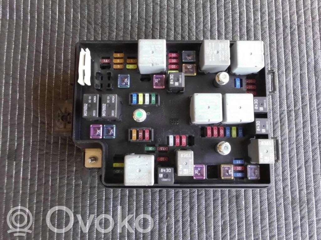 Fuse box set   95315646