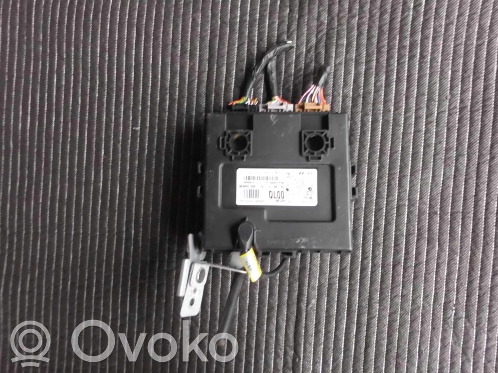 KIA Sportage Keyless (KESSY) go control unit/module 