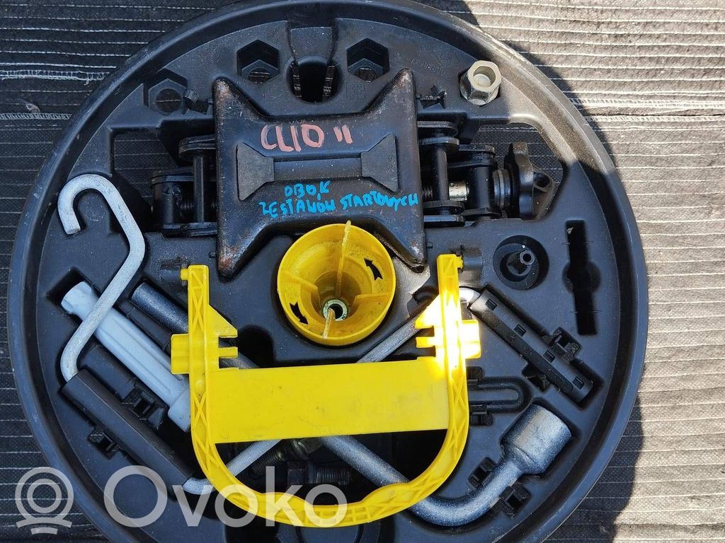 Renault Clio II Cric de levage 
