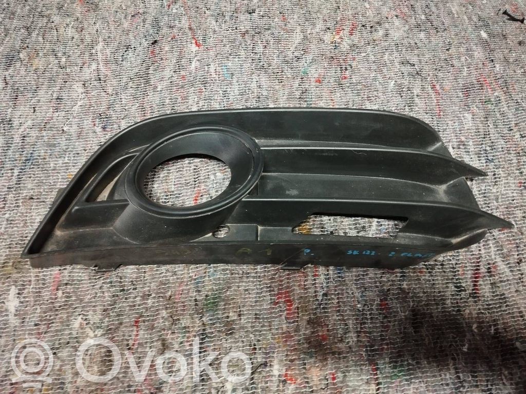 Audi A1 Front fog light trim/grill 