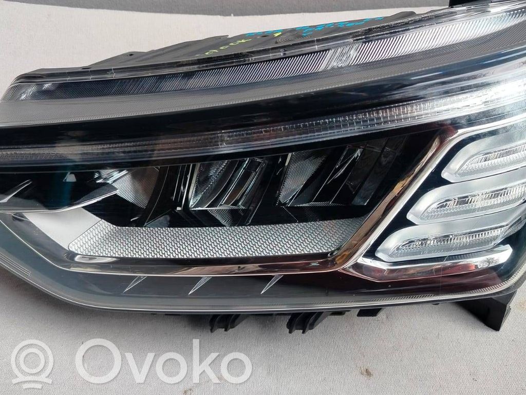 SsangYong Korando Headlight/headlamp 