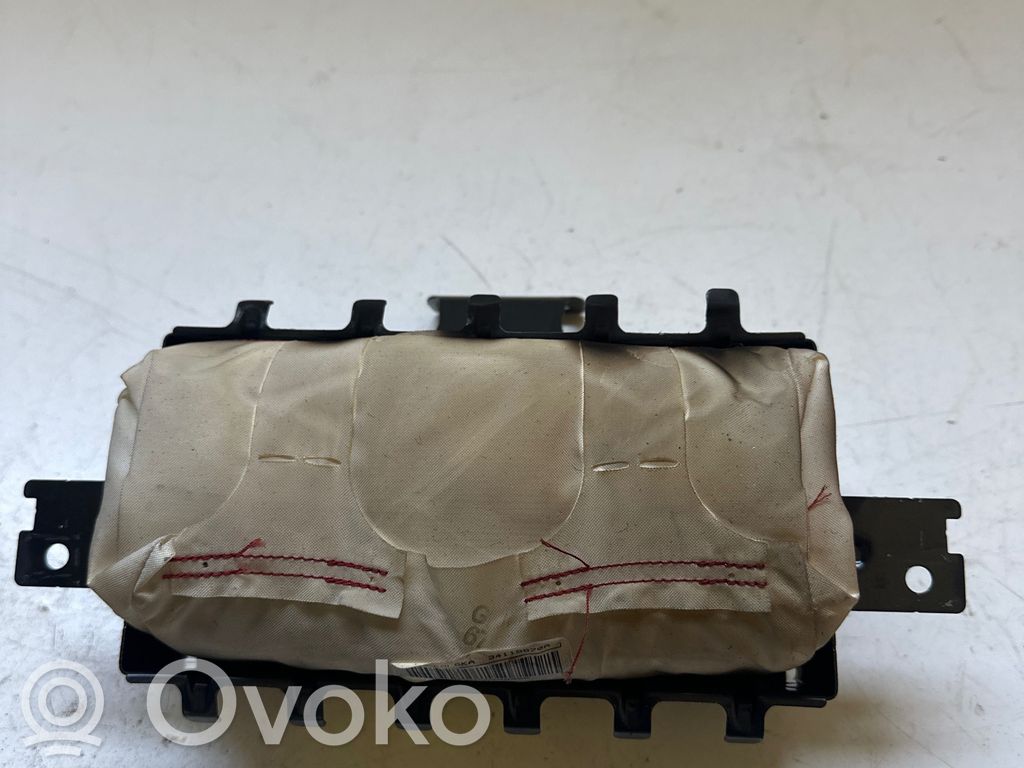Passenger airbag   A284591010,34122139B