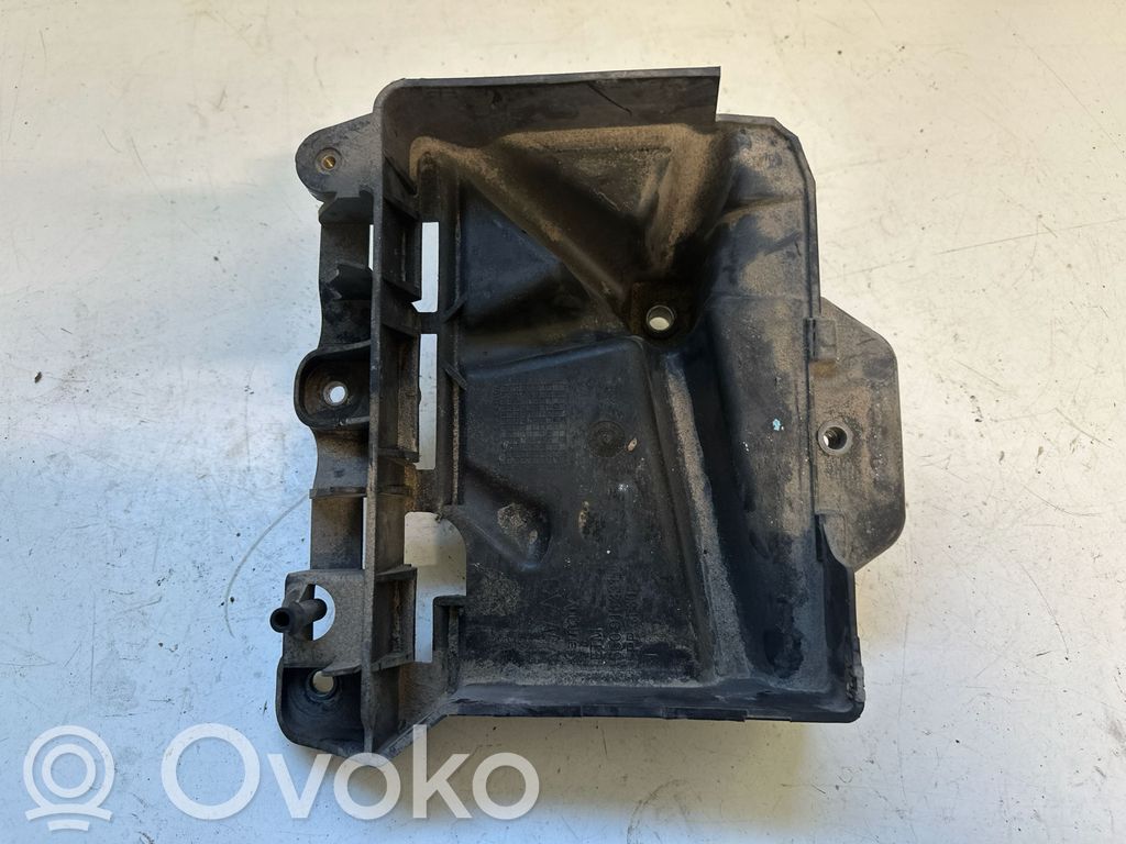 Skoda Rapid (NH) Batteriekasten 