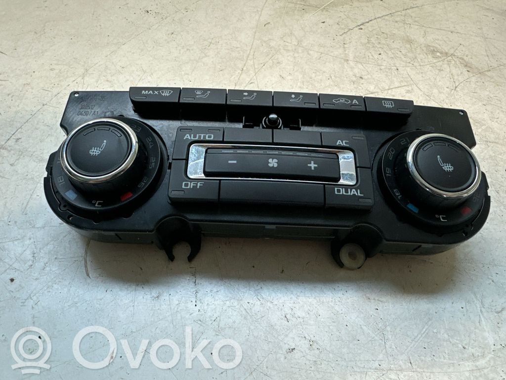 Skoda Superb B6 (3T) Panel klimatyzacji 