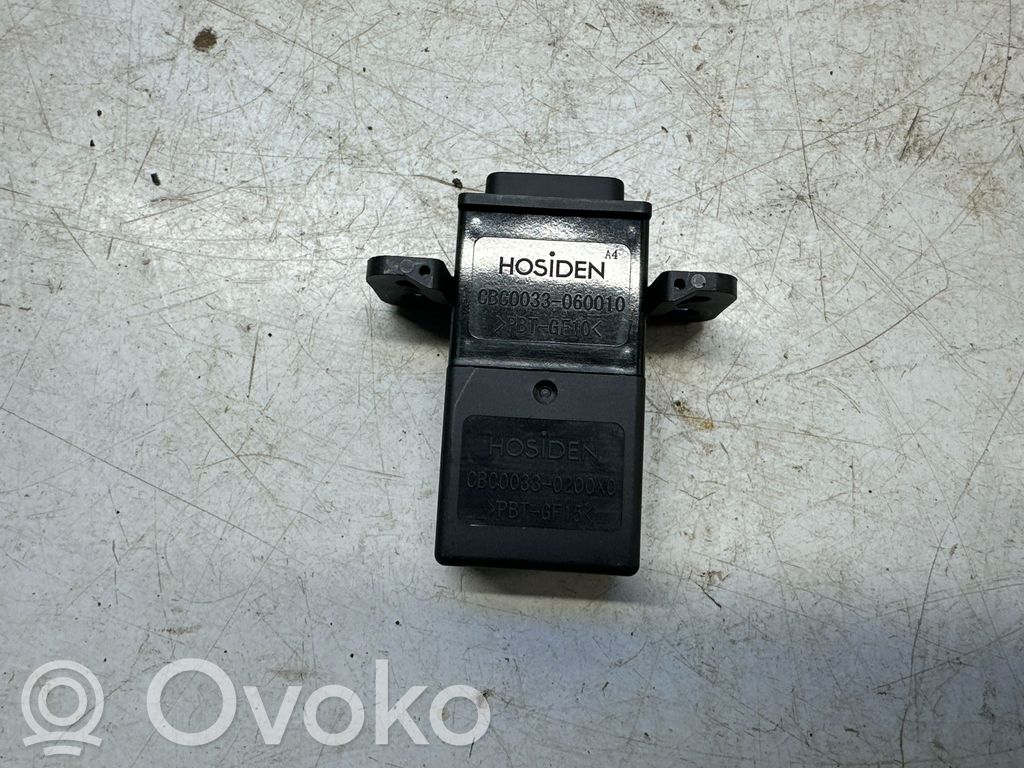 Nissan Juke II F16 Enchufe conector USB 
