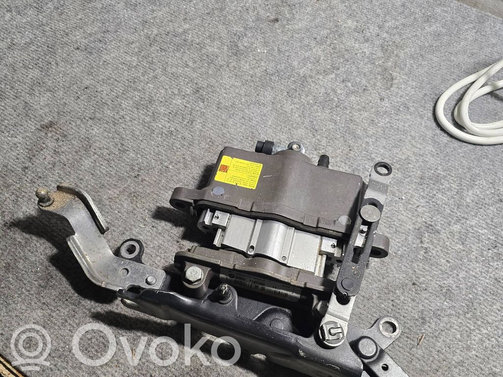 BMW 5 F10 F11 Zawiasy pokrywy / maski silnika 