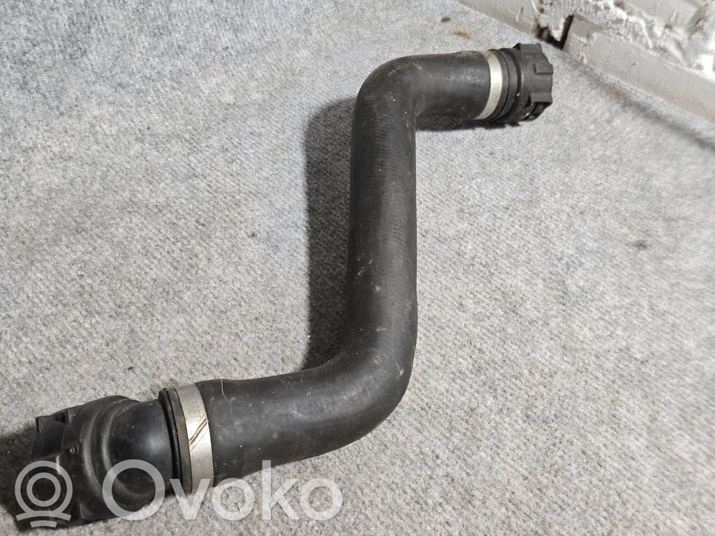 BMW 5 E60 E61 Engine coolant pipe/hose 