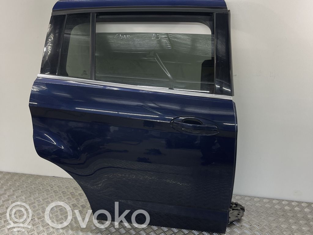 Side sliding door