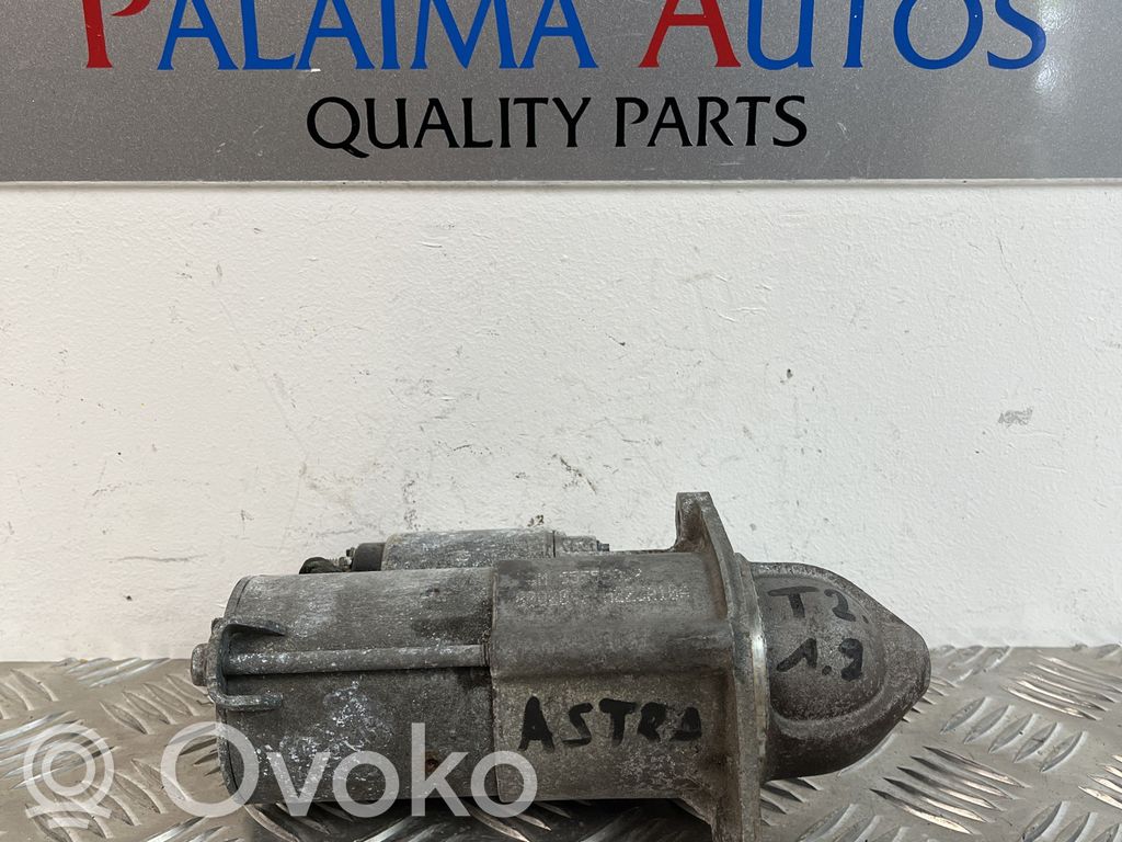 Opel Astra H Motor de arranque 