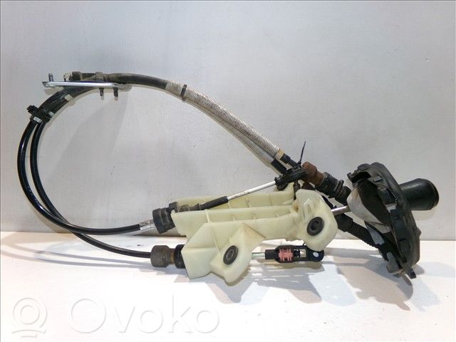 Mazda 2 Pavarų perjungimo mechanizmas (kulisa) 
