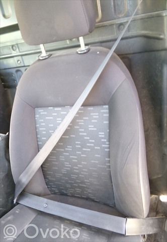 Opel Combo D Cinturón delantero 