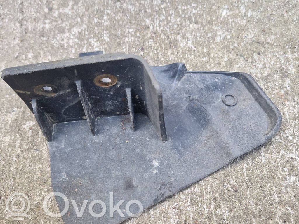 Ford Explorer V Rear mudguard 