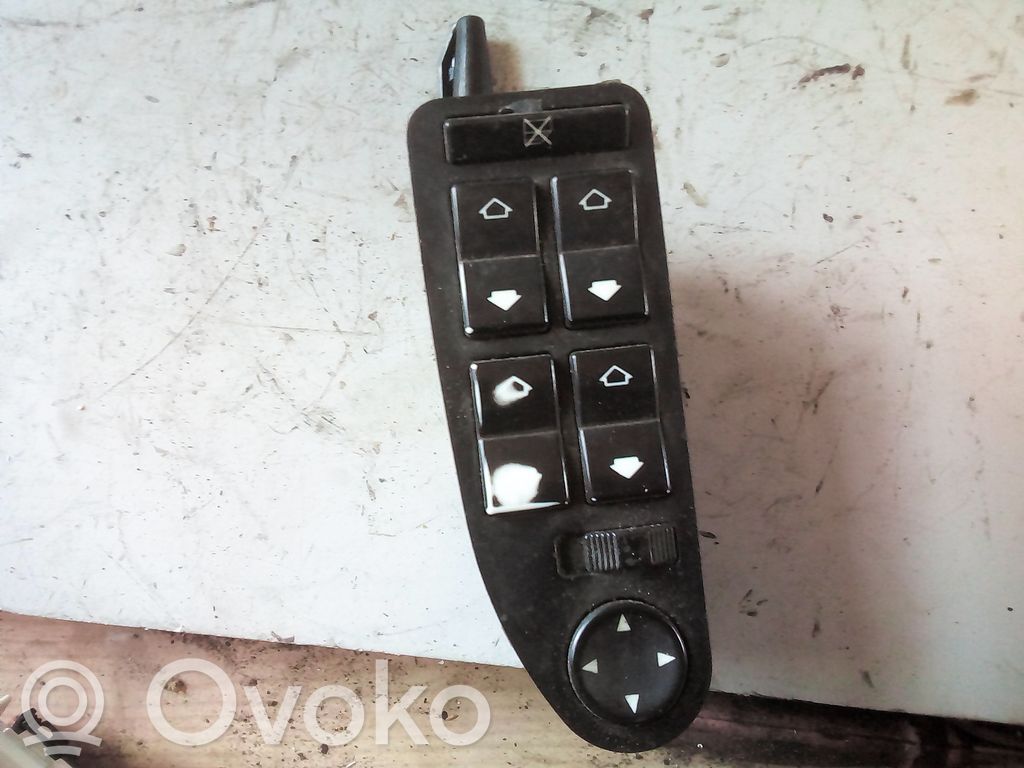 BMW 5 E39 Electric window control switch 