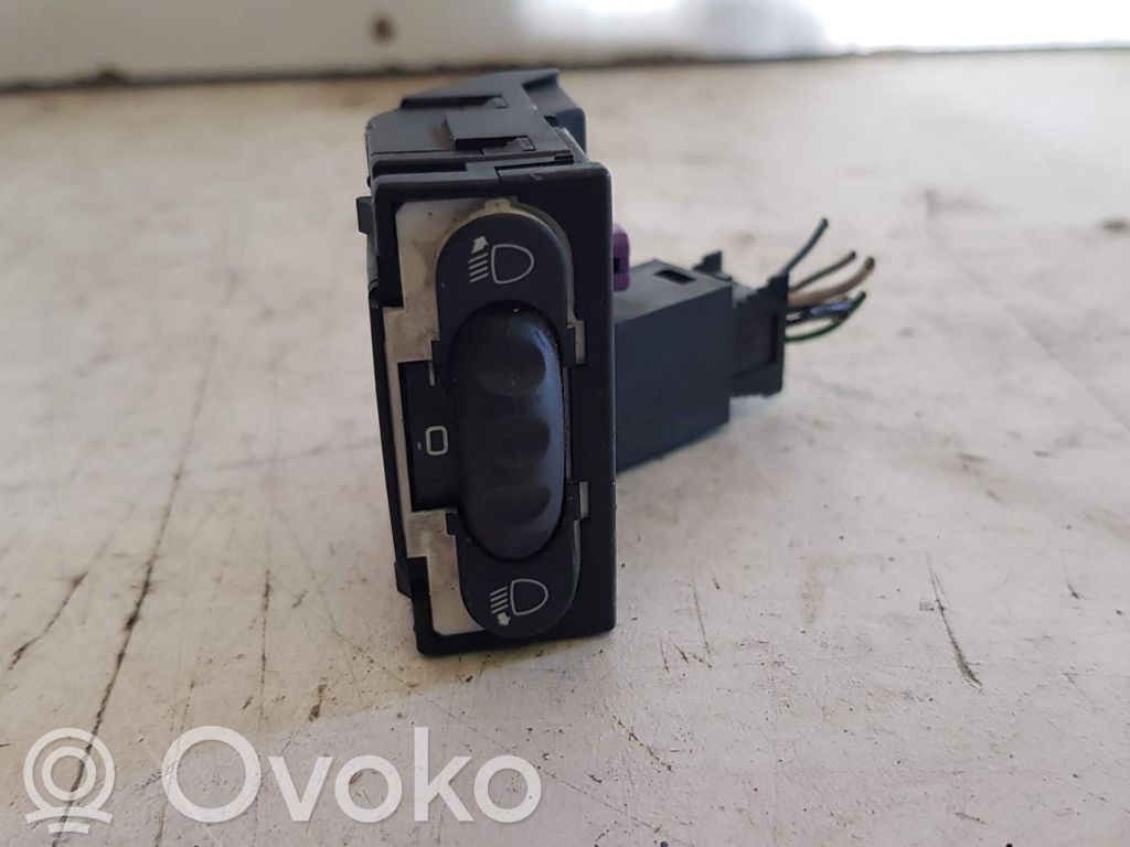 Renault Espace III Headlight level height control switch 